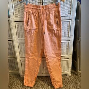 Athleta Women’s Pale Orange 100% Linen Cargo Joggers